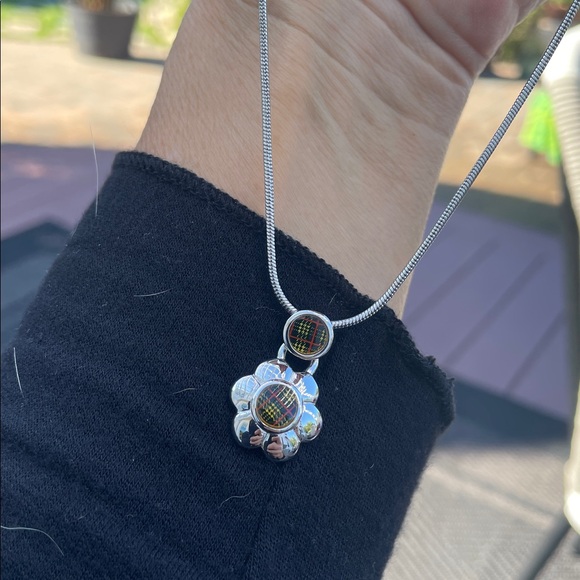 Burberry silver tone necklace. - Picture 7 of 9